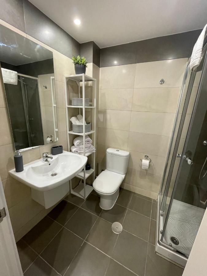 Arizonica Suites Chamartin Мадрид Екстериор снимка