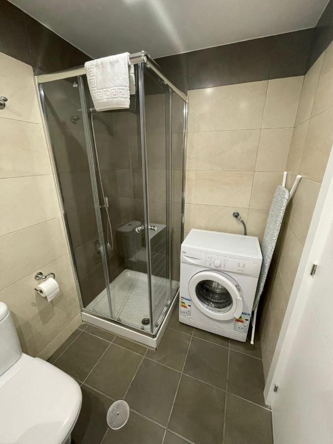 Arizonica Suites Chamartin Мадрид Екстериор снимка