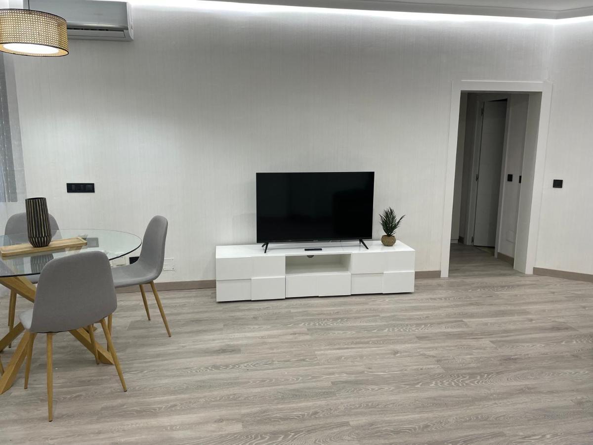 Arizonica Suites Chamartin Мадрид Екстериор снимка